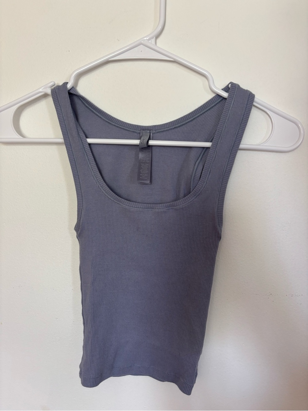 skims ribbed tank top size 2xs